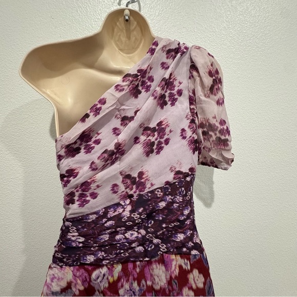 AMUR Laura Floral Silk One Shoulder Dress Size 2 Lavender Purple Asymmetric Hem - Picture 7 of 16